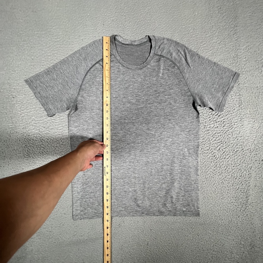 Lululemon Shirt Mens Medium Gray Metal Vent Pullover‎ Stretch Casual Gym Workout - Picture 4 of 10